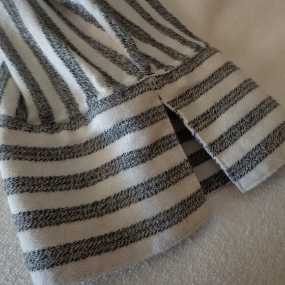 NWOT Soft Surroundings Striped Asymmetrical Tunic L Black/White Button Closure - Picture 11 of 16